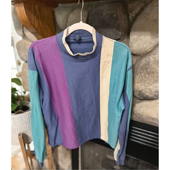 Lanes End Vintage Top - Picture 9 of 9